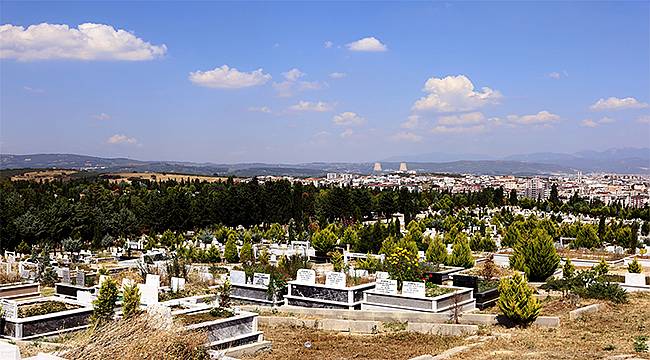 Hamitler Mezarlığı sıralı definlere kapanıyor 