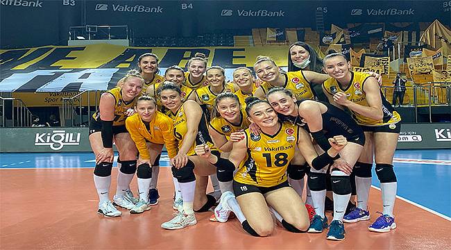 VakıfBank final serisinde durumu 2-0'a getirdi 