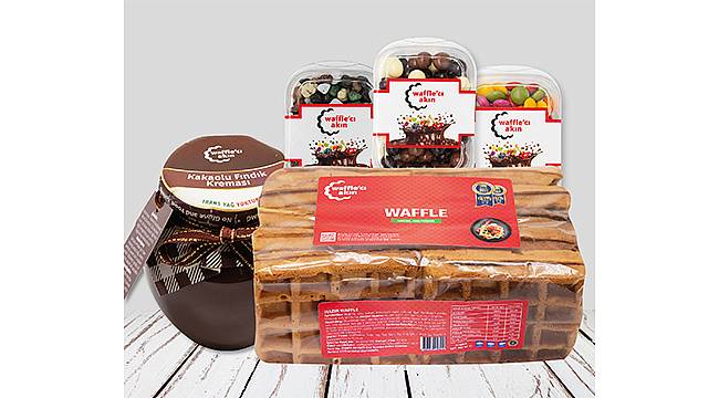 Waffle'cı Akın artık online