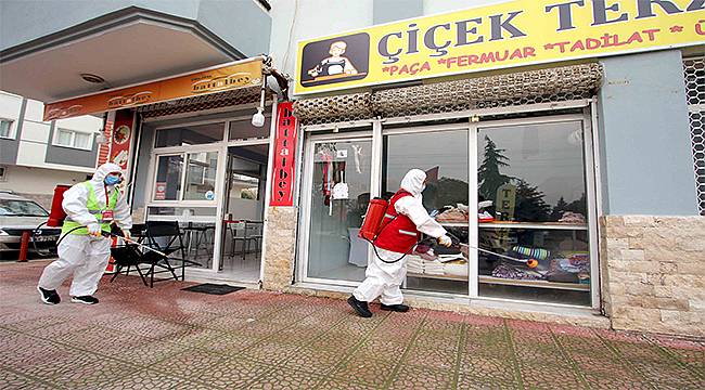 Bayraklı Belediyesi 90 bin noktayı dezenfekte etti