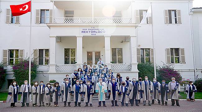 Ege Üniversitesi 66'ncı yaşını coşkuyla kutladı 
