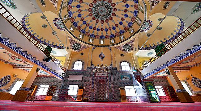 Göçmen Konutları Camii yeni bir çehreye kavuştu
