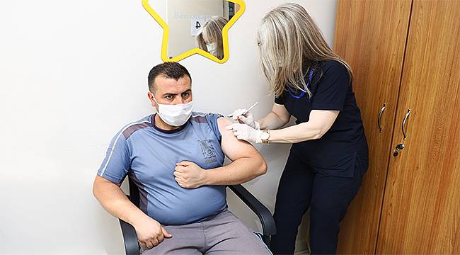Aşı seferberliğine BUSKİ de katıldı