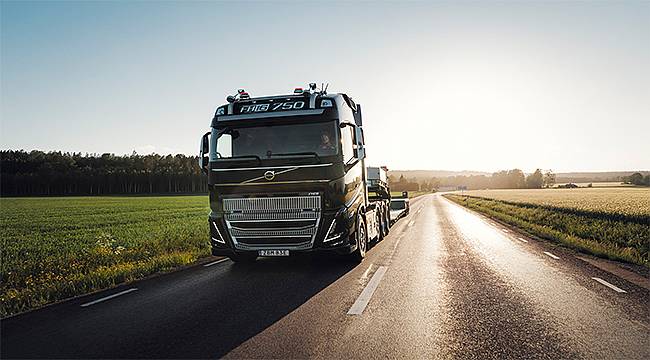 Volvo Trucks, yüksek verimlilik, konfor ve gücün sembolü yeni Volvo FH16'yı tanıttı 