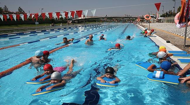 Açık olimpik yüzme havuzu hizmete açılıyor