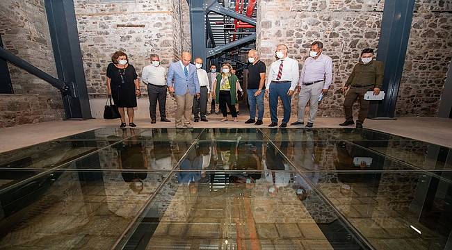 Başkan Soyer'den Selçuk Yaşar Müzesi'ne ziyaret 