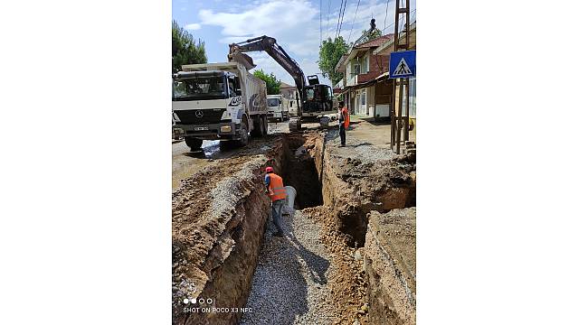 BUSKİ, ilçelerin altyapı ağlarını yeniliyor 