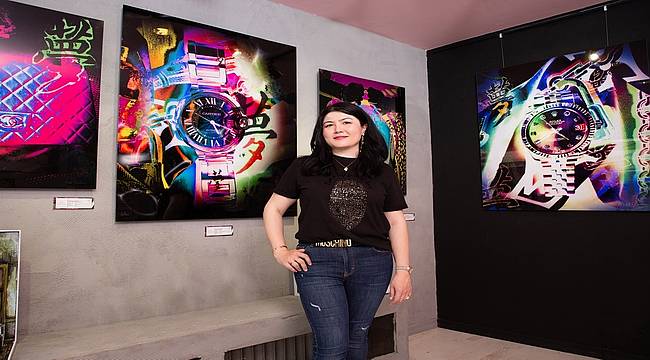 Lüksü Sanatla Buluşturan Ünlü Sanatçı Bodrum Fuarı'nda