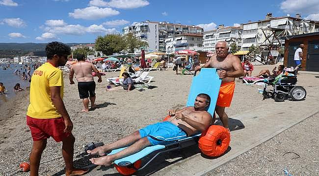 Gemlik'te "Engelsiz Plaj" hizmete açıldı