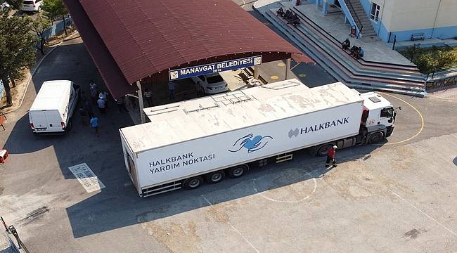 Halkbank, iki yardım tırıyla yangın mağdurlarının yanında