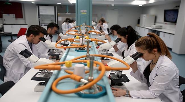 İngilizce tıp fakültesi eğitiminin avantajları