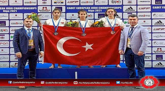 Manisa Büyükşehir Belediyesporlu Zilan Ertem judoda Avrupa ikincisi oldu