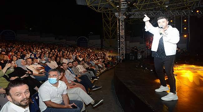 Uluslararası Bursa Festivali'nde 90'lar rüzgarı...