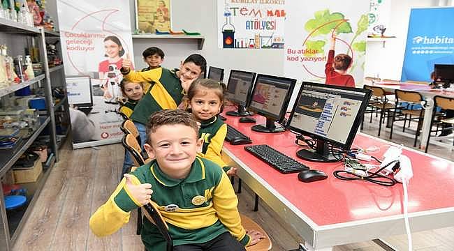 "Yarını Kodlayanlar" 5 yılda 185 bini aşkın çocuğa ulaştı
