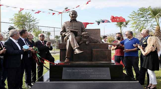 Bekir Coşkun heykeli törenle açıldı 