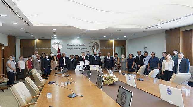 Ege ve Hacettepe sağlık alanında güçlerini birleştirdi