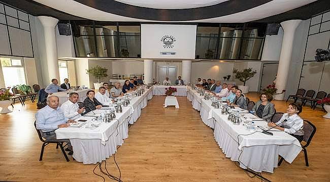 Foça, CHP'li ilçe belediye başkanlarını ağırladı