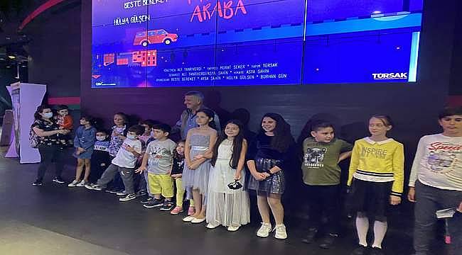 Kırmızı Araba filminin galası Kanyon AVM Cinemaximum'da yapıldı 