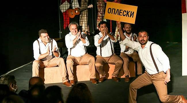 Maltepe Belediye Tiyatrosu Ukrayna'daki tiyatro festivalinde büyük beğeni topladı