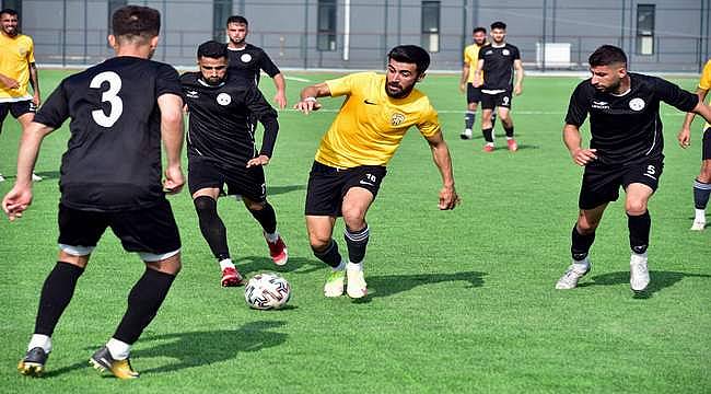 Aliağaspor FK, Burhaniye Belediyesporu konuk etti