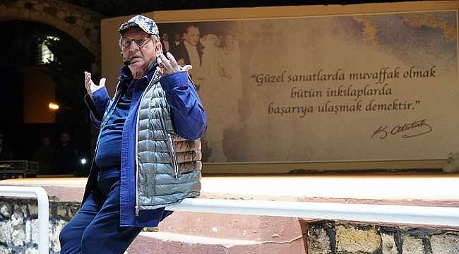 Asi Kuş "Alaçatı'ya" kondu