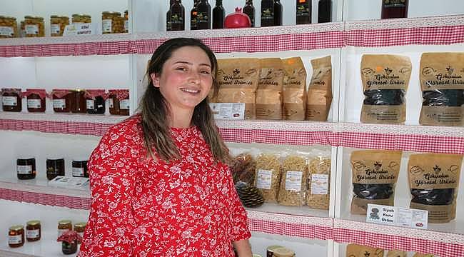 'Efes Tarlası Bakkalı ile üretimde kadının adı var'