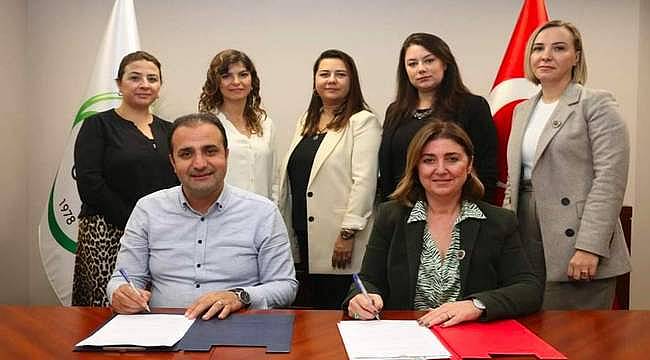 İZİKAD Başkanı Betül Sezgin: "Ticari hayatta kadının adı daha fazla duyulmalı"