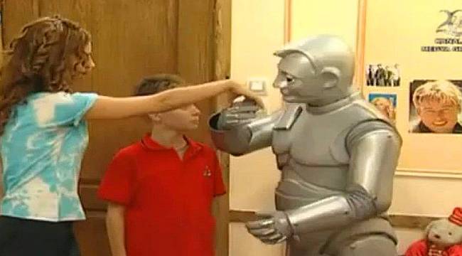 Yalnızlıkla mücadele için robotlar geliştiriliyor