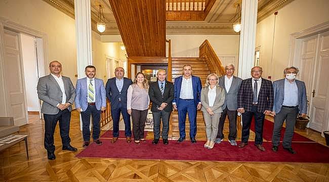 İzmir Büyükşehir Belediyesi ile Veteriner Hekimleri Odası protokol hazırlığı yapıyor 