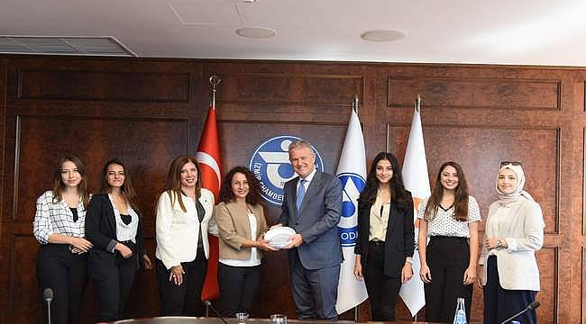 İzmir Ticaret Odası Projesine "Özendirme Kategorisi" Ödülü