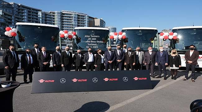 Mercedes-Benz Türk'ten, Altur Turizm'e 20 yeni otobüs teslimatı 