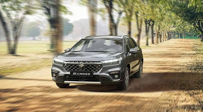Suzuki, yenilenen SUV modeli S-CROSS'un dünya prömiyerini gerçekleştirdi