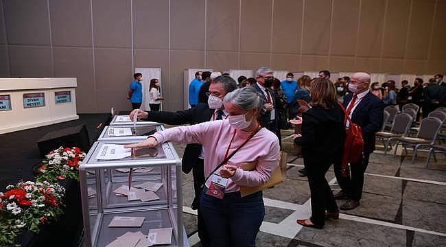 Türk Oftalmoloji Derneği yeni başkan ve yönetim kurulunu seçti 