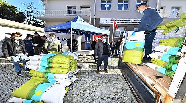 İzmir Büyükşehir Belediyesi üreticiye iklim dostu yem bitkisi desteğini sürdürüyor 