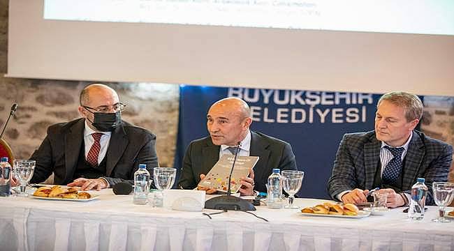 Soyer, 13 kazı başkanıyla bir araya geldiği toplantıda konuştu: "İzmir'in Akdeniz iddiasını sürdüreceğiz"