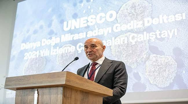 Tunç Soyer: "İzmir'de doğan her çocuk, flamingolarla birlikte büyüdüğünü bilmeli"