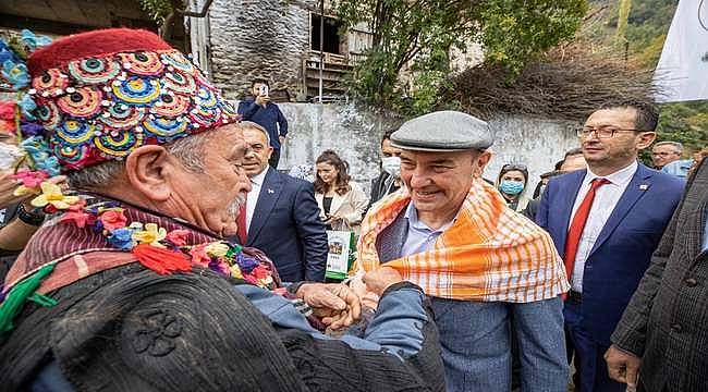 2021 İzmir Tarımı'nın atılım yılı oldu: Üretici kooperatiflerinden 164 milyon lirayı aşan alım