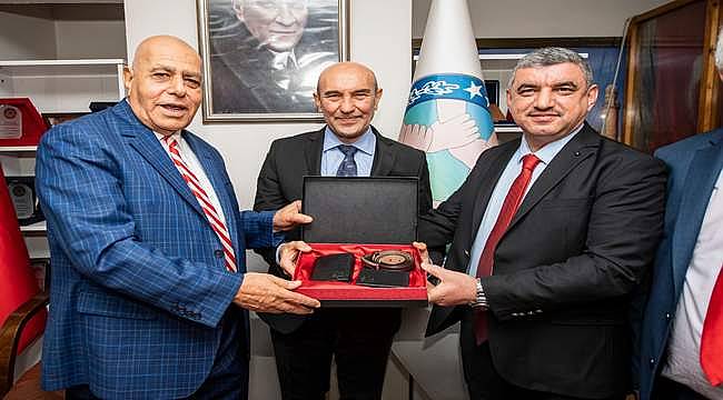 Başkan Soyer Anadolu Birliği Derneği'ni ziyaret etti 