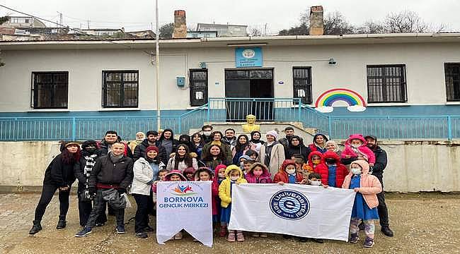 EÜ GSTMF ve Bornova Gençlik Merkezi Müdürlüğü'nden anlamlı proje: "Egeli Gençler Sanatı Köylere Taşıyor" 