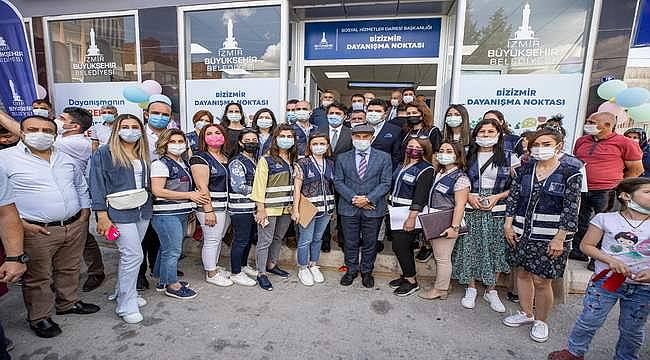İzmir Büyükşehir Belediyesi derinleşen yoksulluğa karşı sosyal desteklerini artırdı