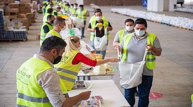 İzmir Büyükşehir Belediyesi'nden yardım eli: Kara kış desteği 56 milyon lirayı aştı