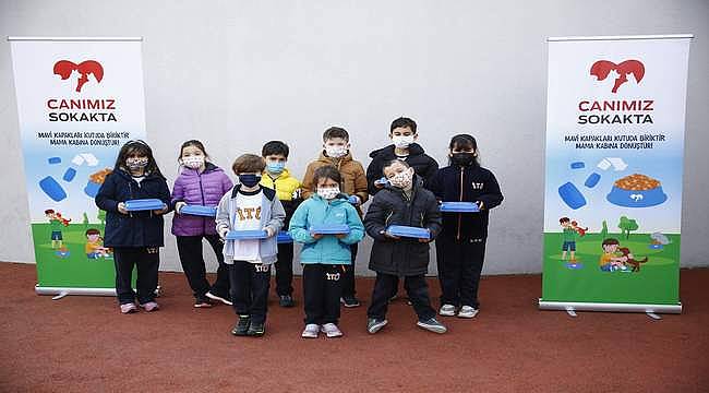 Nestlé Purina PetCare Türkiye, sokak hayvanları için çocuklarla el ele verdi