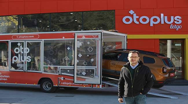 otoplus, İzmir'deki yeni showroom'u ile Türkiye genelinde büyümeye devam ediyor