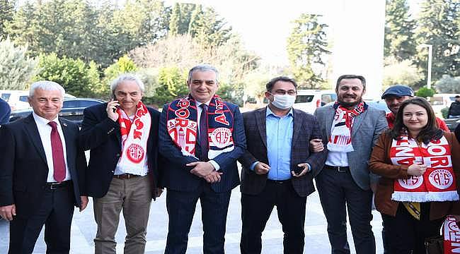 Başkan Esen'den Antalyaspor'a destek çağrısı 