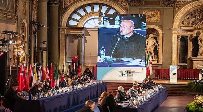 Floransa'da konuşan Başkan Soyer barış çağrısı yaptı: "Şiarımız 'Yurtta Barış, Cihanda Barış' olmalıdır" 