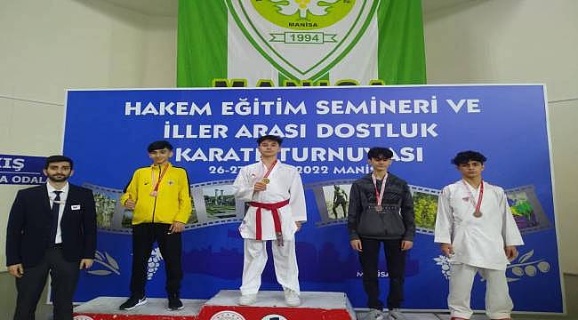 Manisa BBSK Karate Dostluk Turnuvasında Şampiyon Oldu