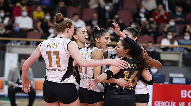 VakıfBank'ın bileği bükülmüyor