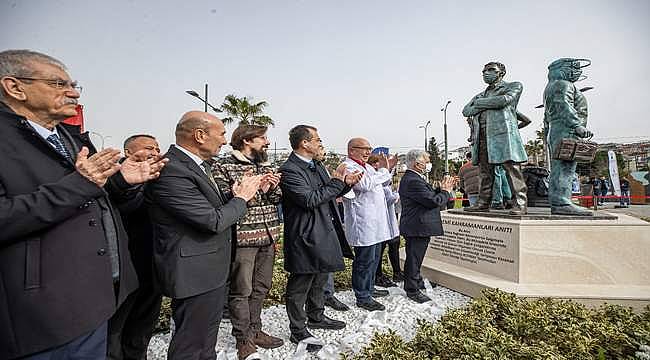 İzmir Büyükşehir Belediyesi'nden Pandemi Kahramanları Anıtı 