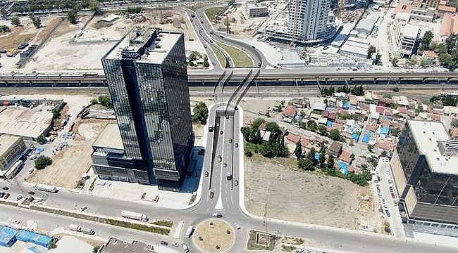 İzmir Büyükşehir Belediyesi'nden trafiği rahatlatacak iki ulaşım projesi 