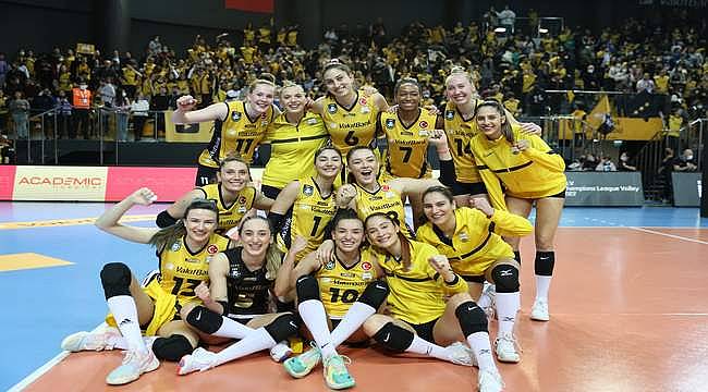 VakıfBank, Şampiyonlar Ligi'nde bir kez daha yarı finalde!